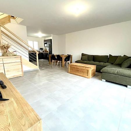 Villa 8 Personnes Bord De Mer Climatisee Saintes-Maries-de-la-Mer Exteriér fotografie