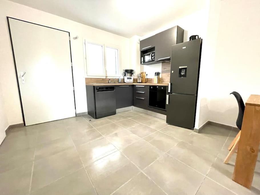 Villa 8 Personnes Bord De Mer Climatisee Saintes-Maries-de-la-Mer Exteriér fotografie